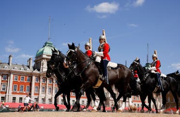 الحرس الملكي في لندن استعداداً لليوبيل
