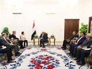 الرئيس اليمني يبحث مع غروندبرغ  فرص تمديد الهدنة الإنسانية