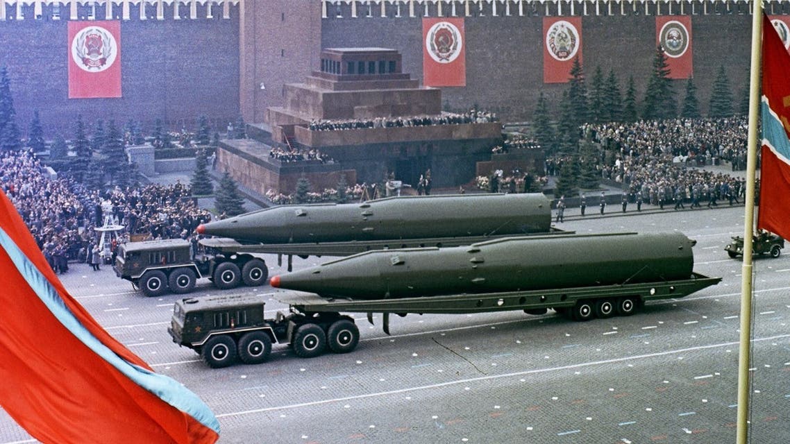 صورة لصواريخ سوفيتية خلال أحد الإستعراضات العسكرية
