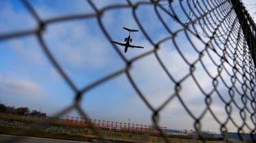 An airplane prepares to land at Cointrin airport in Geneva, Switzerland, December 5, 2017. (File photo: Reuters)