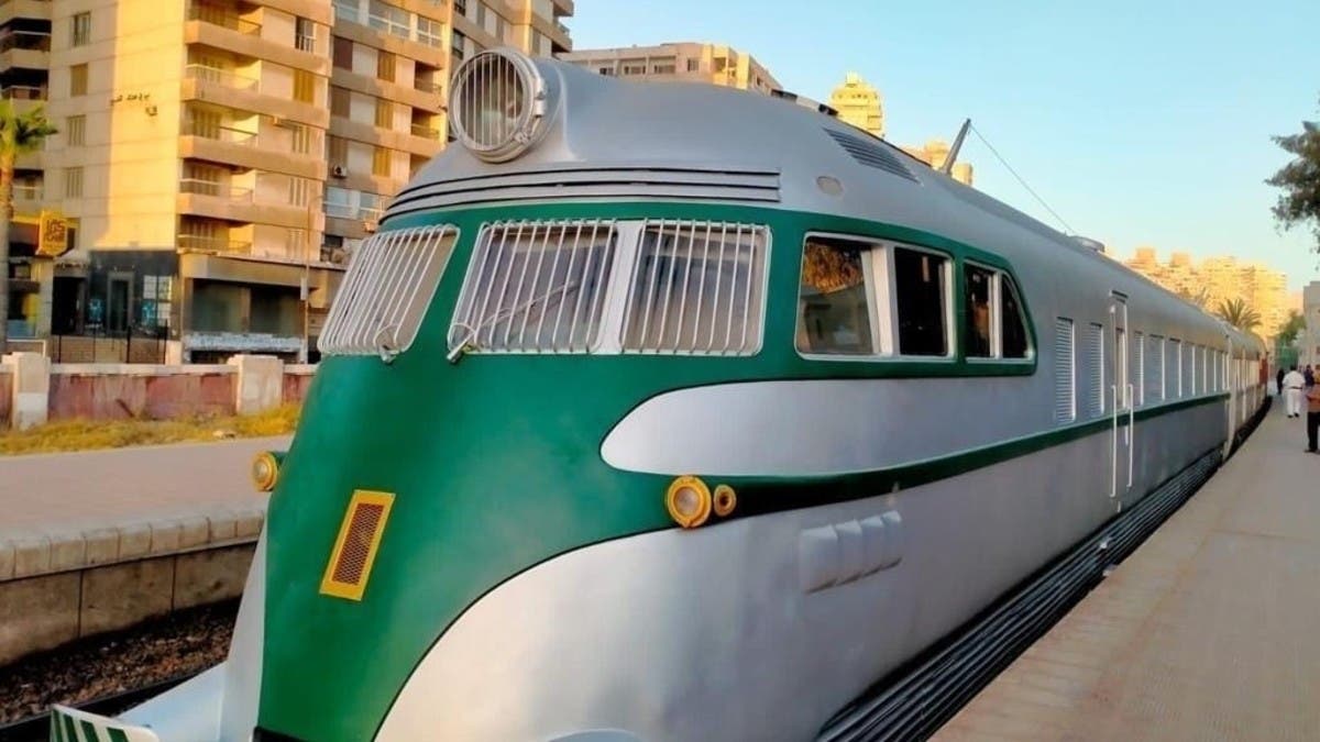 قطار الملك فاروق يعود للحياة بعد 70 عاماً