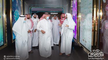 Saudi Arabia’s Minister of Commerce and Acting Minister of Media Majid al-Qasabi visits the International Exhibition and Museum of the Prophet’s Biography and Islamic Civilization in Madinah. (Twitter)