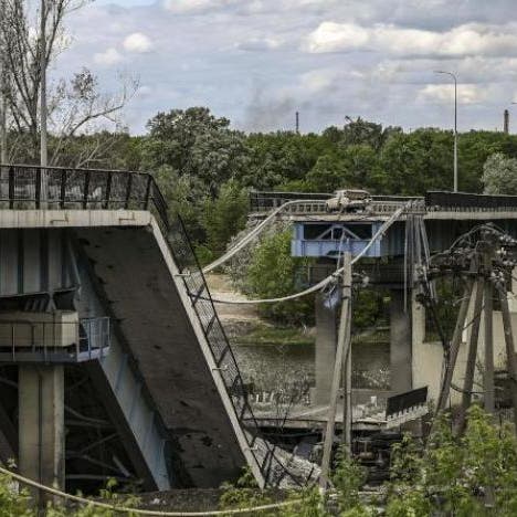 حاكم لوغانسك: الجسور في سيفيرودونيتسك دمرت