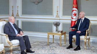 صلاحيات الرئيس و"دين الدولة".. ملامح دستور تونس الجديد