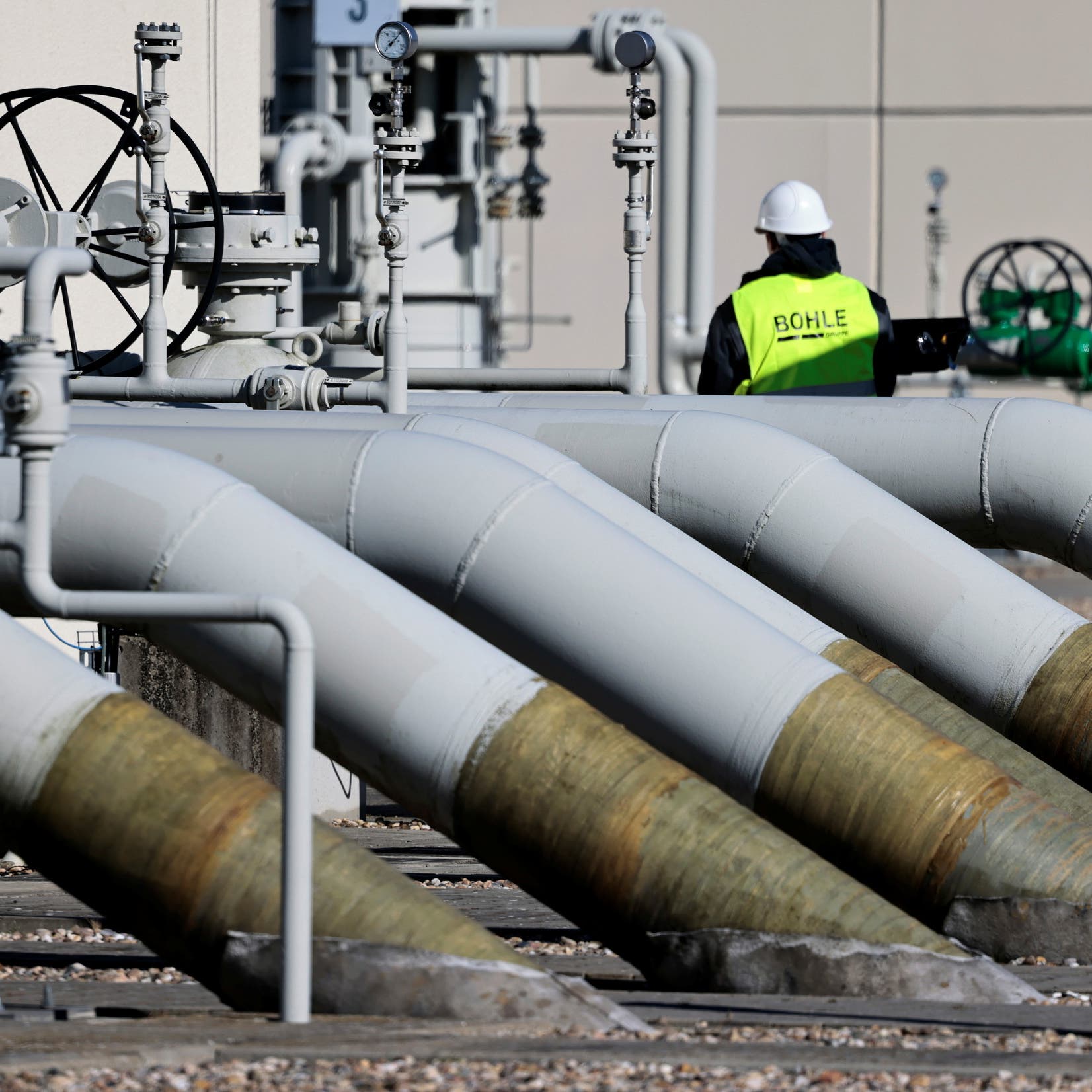 الاتحاد الأوروبي: إمدادات الغاز الروسي انخفضت إلى النصف مقارنة بالسنة الماضية
