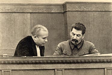 خروتشوف رفقة ستالين