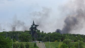 Residents flee Ukraine’s Donetsk region amid heavy shelling