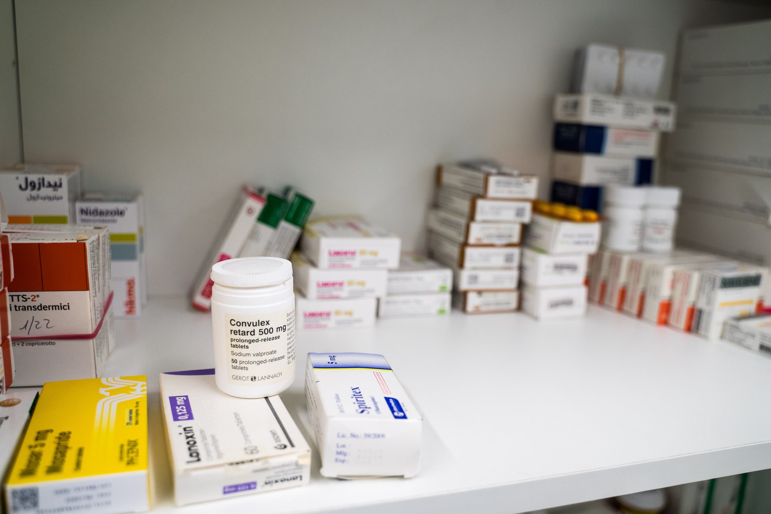 Last donation of drugs stored at American University of Beirut Medical Center, Lebanon. (Photo: Clément Gibon)