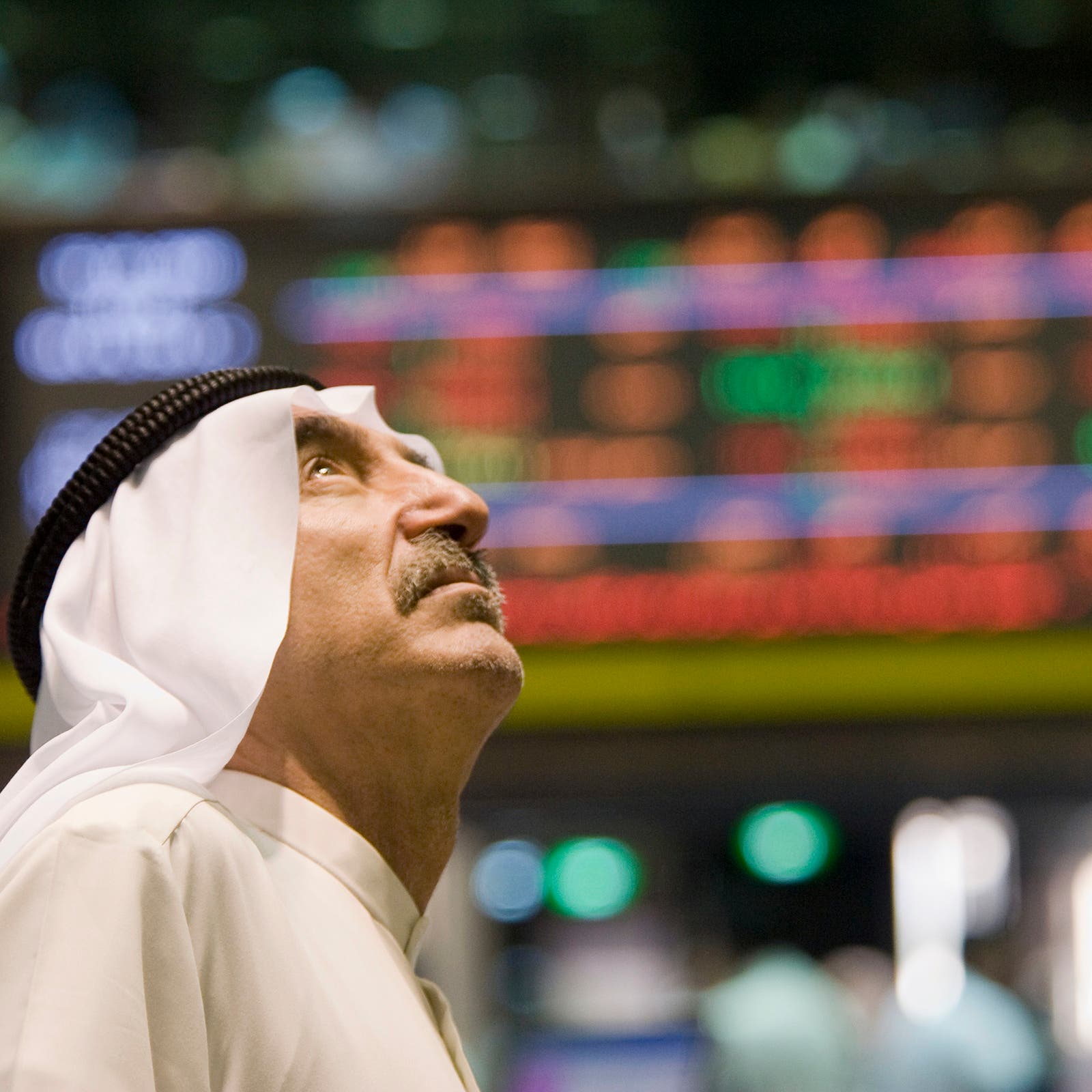 بورصة الكويت تغلق على ارتفاع وسط تفاؤل حذر
