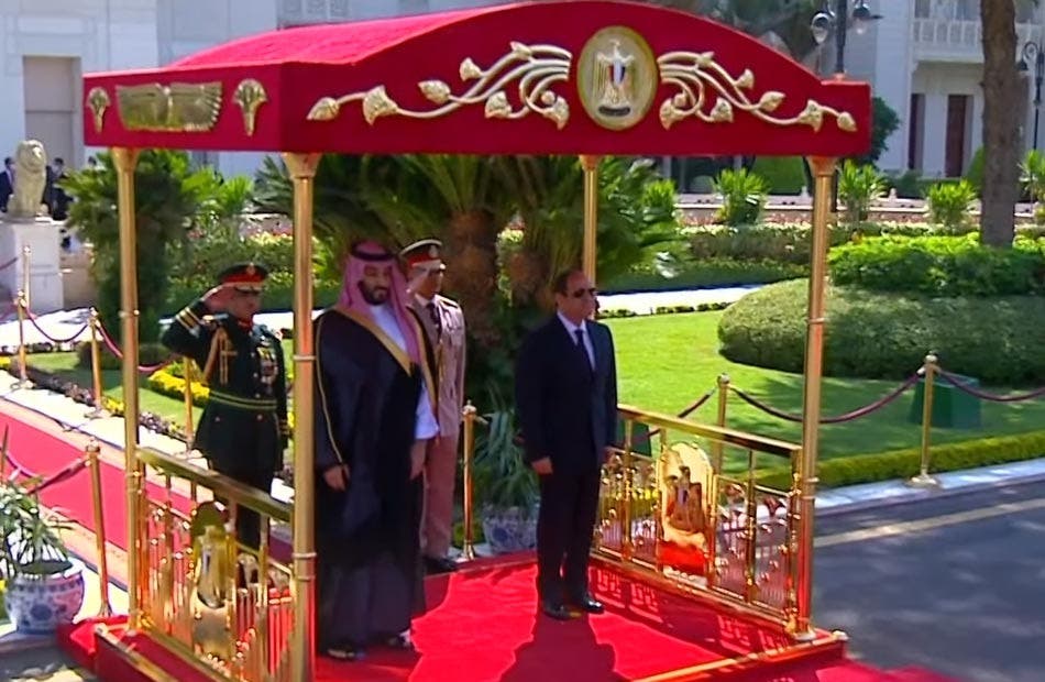 Sisi and Mohammed bin Salman in front of the Federal Palace