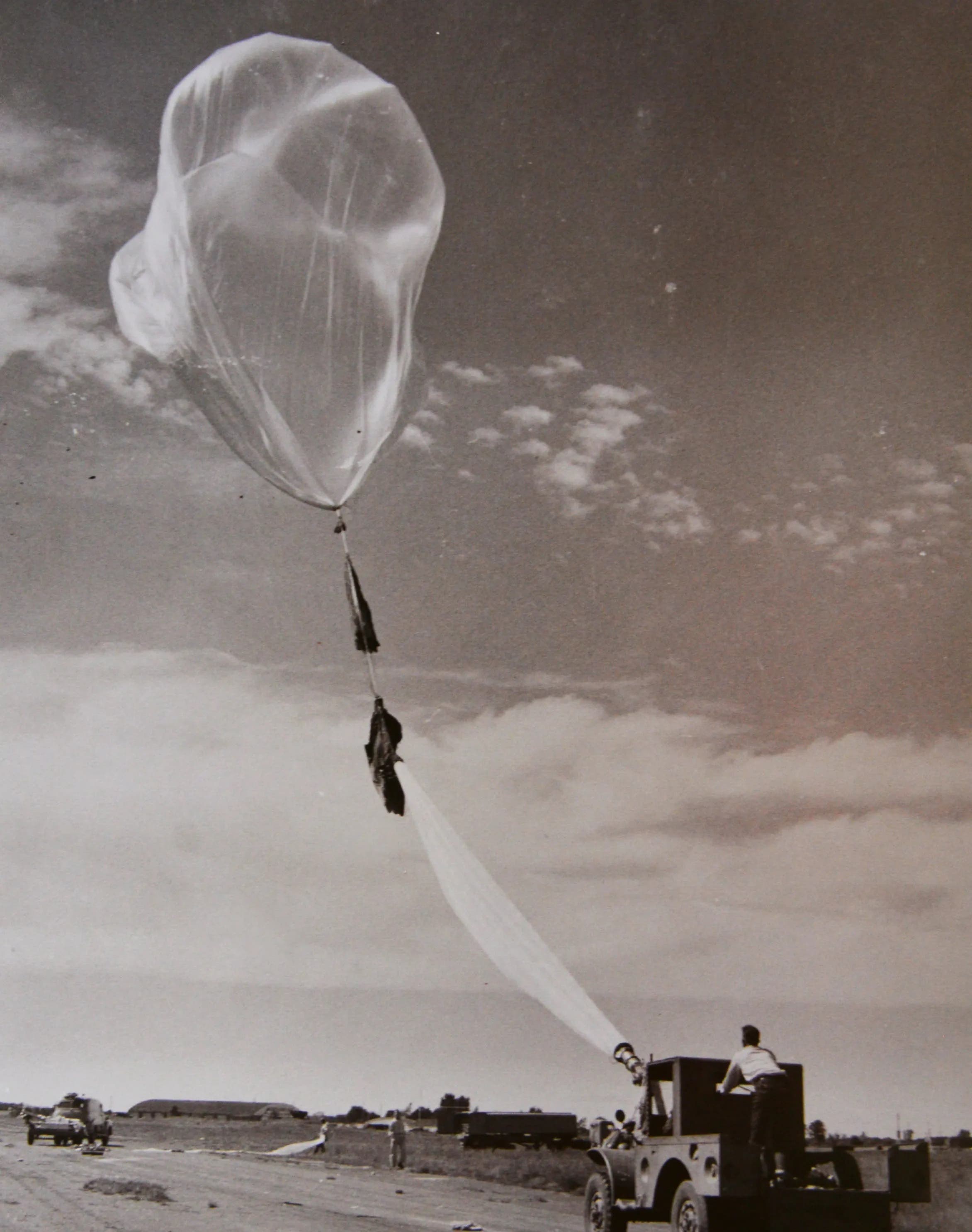 صورة لأحد البالونات الهوائية المعتمدة من قبل الأميركيين