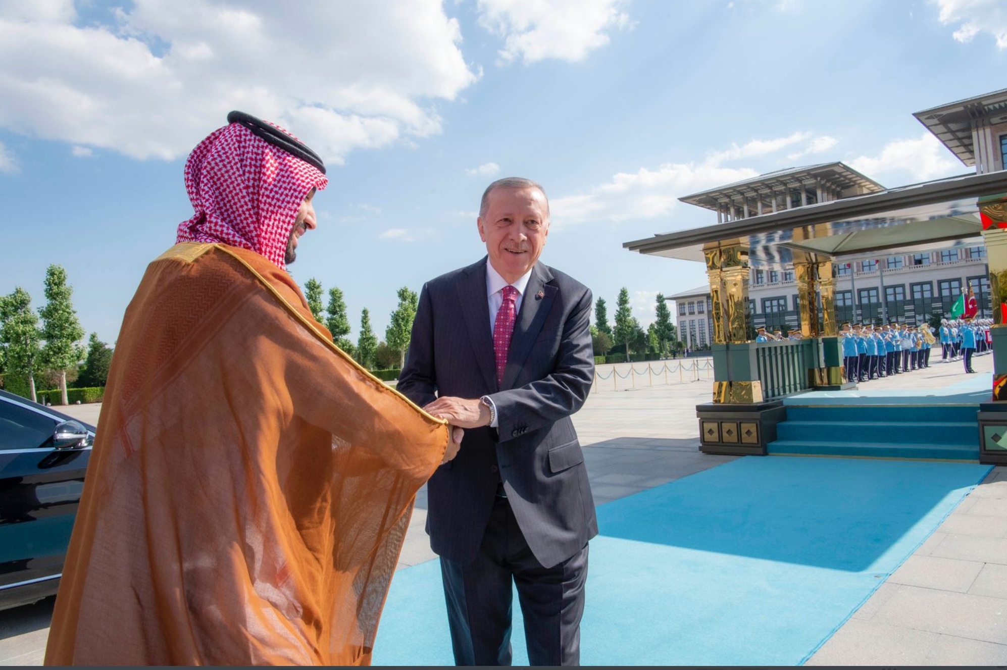 ولي العهد السعودي والرئيس التركي يعقدان لقاءً ثنائياً