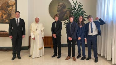Elon Musk meeting with Pope Francis. (Twitter)