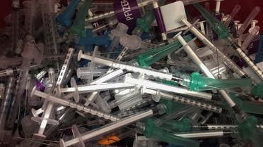 A bin of discarded syringes used to administer COVID-19 vaccines is pictured in the Manhattan borough of New York City, New York, US, December 17, 2021. (File photo: Reuters)