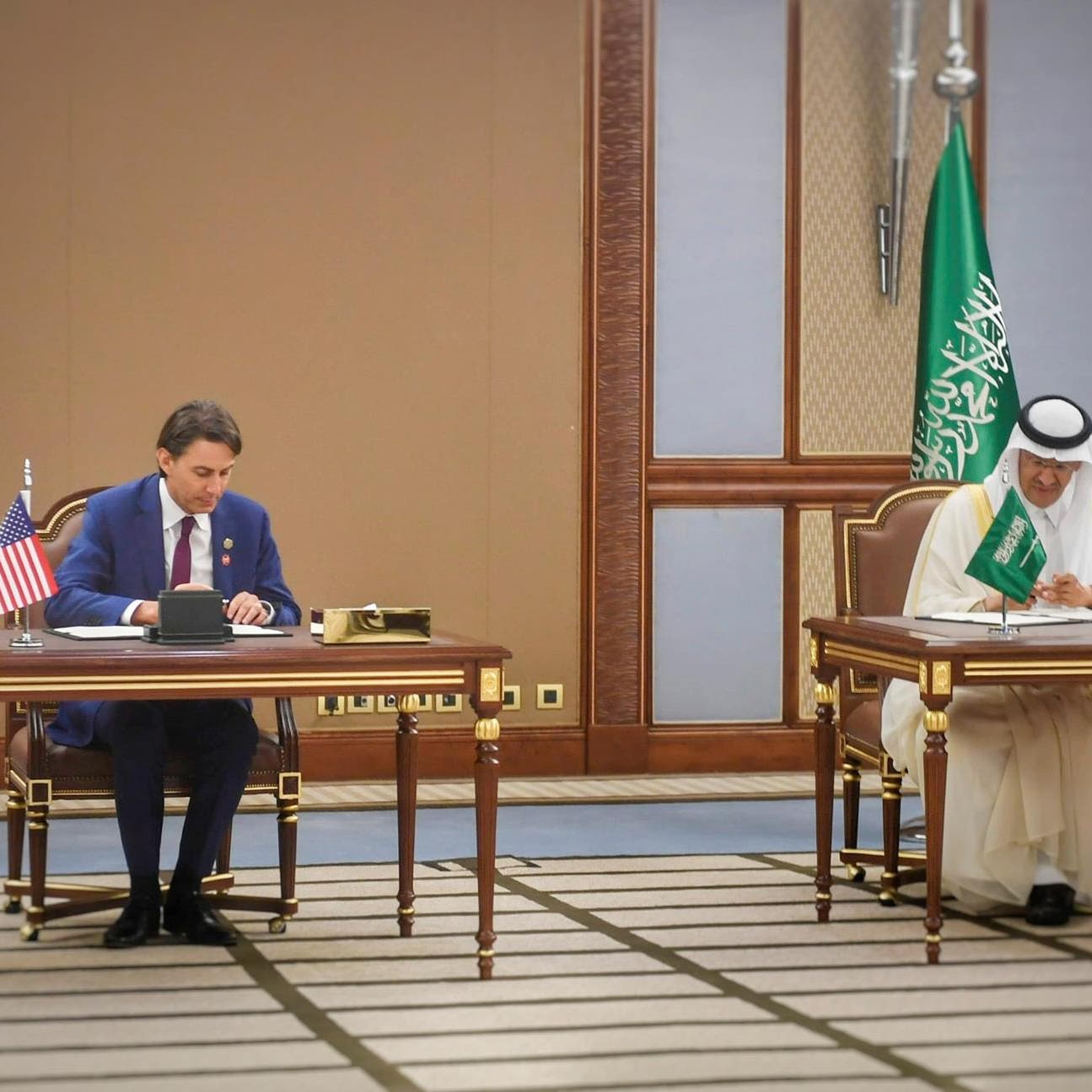السعودية والولايات المتحدة توقعان 18 اتفاقية ومذكرات تعاون