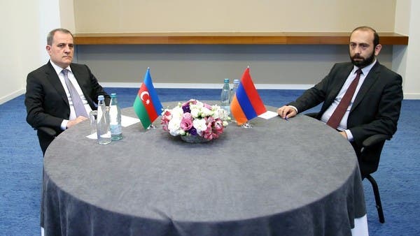 Armenia, Azerbaijan Foreign Ministers Hold First Bilateral Talks