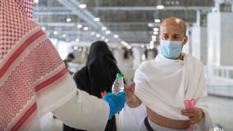 مسجد حرام میں 15 ایام میں حجاج کرام اور نمازیوں میں 12 ملین لیٹر زمزم تقسیم