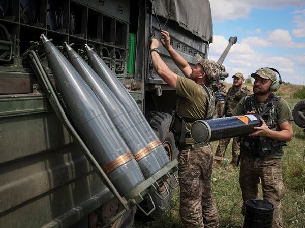 تواصل العمليات العسكرية بأوكرانيا.. واتهامات لروسيا باستخدام "درع نووي"