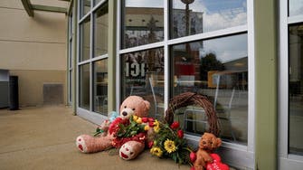 US gun lobby hails ‘hero’ who shot dead gunman in shopping mall attack               
