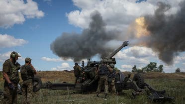 Ukrainian service members fire a shell from a towed howitzer FH-70 at a front line, as Russia's attack on Ukraine continues, in Donbas Region, Ukraine July 18, 2022. REUTERS/Gleb Garanich