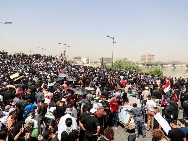 انتشار أمني مكثف في بغداد.. والجيش "لا نتدخل بالسياسة"