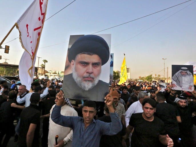التيار الصدري لأنصاره: انسحبوا من المحافظات وابقوا في بغداد