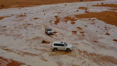 مصور يوثق السيول التاريخية الصيفية التي هطلت في منطقة الرياض