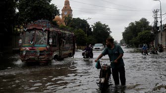 Flash floods kill 550 in Pakistan in heaviest rains in decades