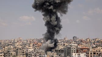ادامه حملات هوایی اسرائیل به غزه و بروز درگیری در نزدیکی رام‌الله