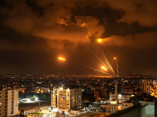 انطلاقاً من غزة.. رشقات صاروخية باتجاه تل أبيب
