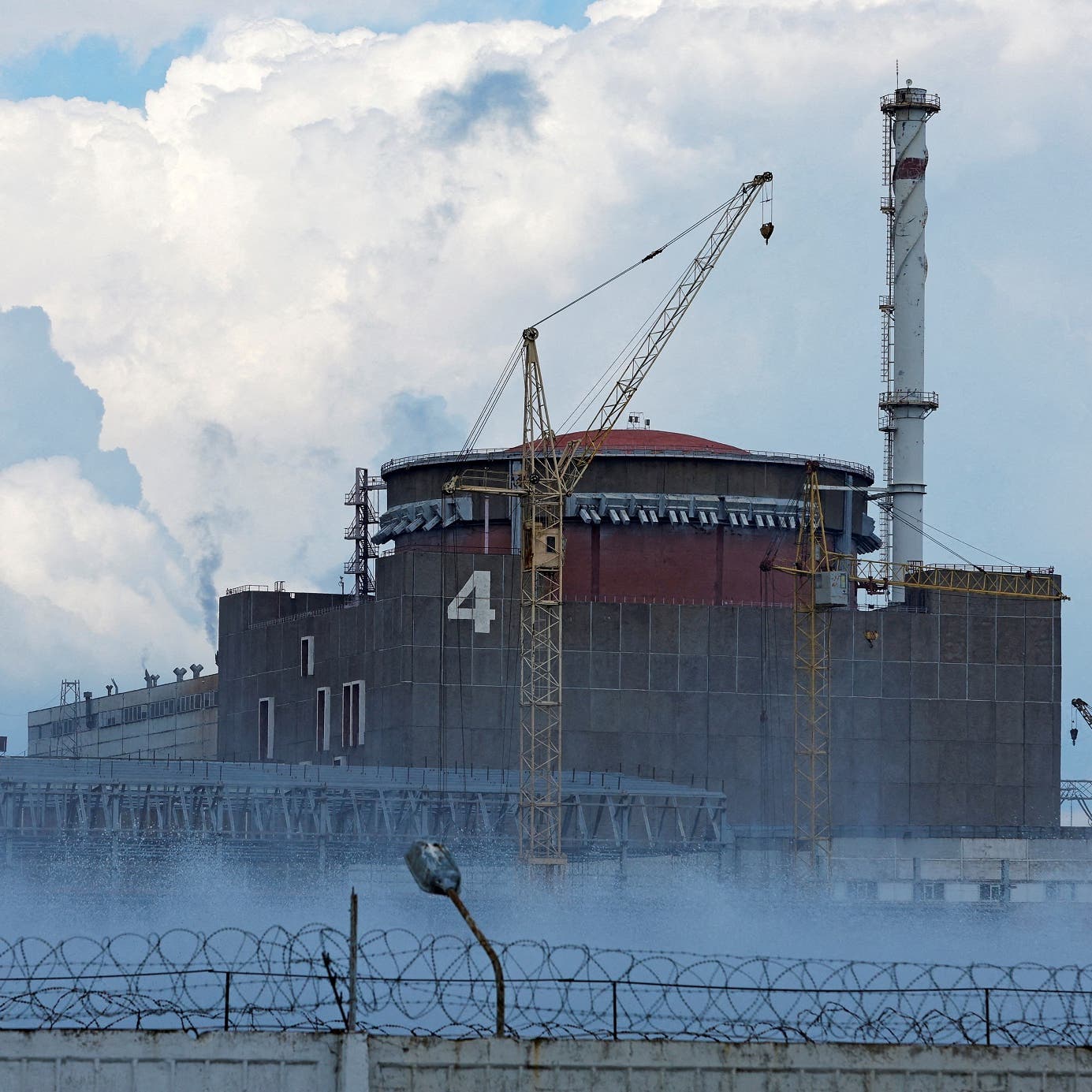 كييف: روسيا تستخدم زابوريجيا درعاً نووية.. ونخشى الرد