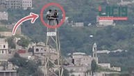 فيديو لأطفال يمنيين يمرحون مع الموت على أبراج الكهرباء