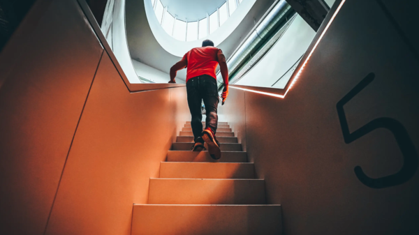 Amazing benefit of taking the stairs instead of using the elevator!