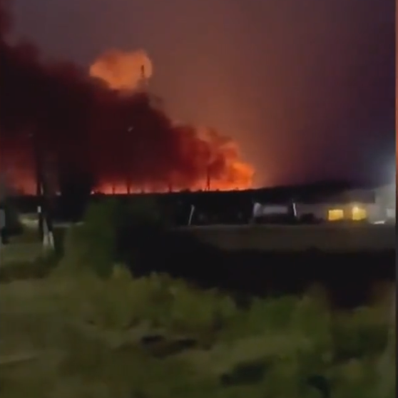 انفجارات قرب قاعدة جوية روسية في القرم.. وموسكو: لا أضرار