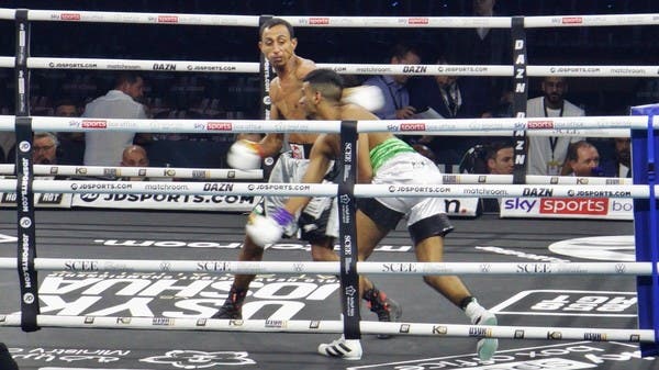 Звездата на социалните медии от Емирството Money Kicks губи старта си в професионалния бокс в Саудитска Арабия