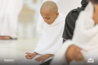 أحد الأطفال في المسجد الحرام 
