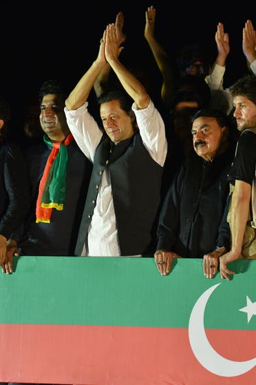 عمران خان يلقي خطابه الناري في إسلام آباد يوم السبت الماضي