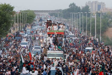 مسيرة لخان وأنصاره في إسلام آباد في مايو الماضي