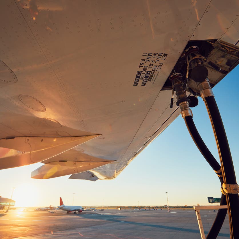 تحول قريب لمستقبل الطيران.. اختراع ثوري لوقود نفاث خالٍ من الانبعاثات