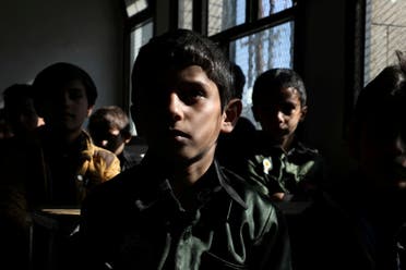 أطفال في إحدى مدارس صنعاء الخاضعة لسيطرة الحوثيين (أرشيفية)