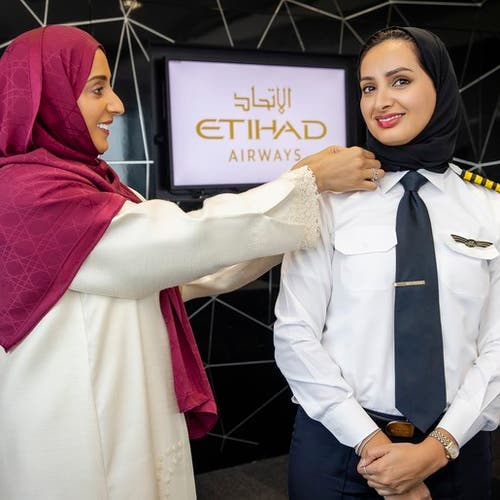  Etihad pilot becomes UAE’s first female Emirati captain 