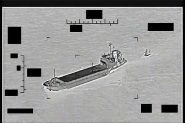 سفينة أميركية في بحر الخليج (رويترز)