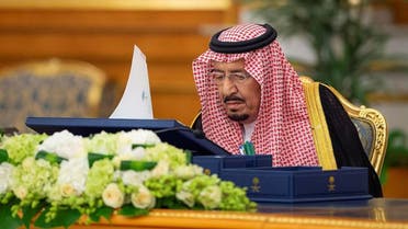 Saudi King Salman bin Abdulaziz chairs a Cabinet meeting, September 6, 2022. (SPA)