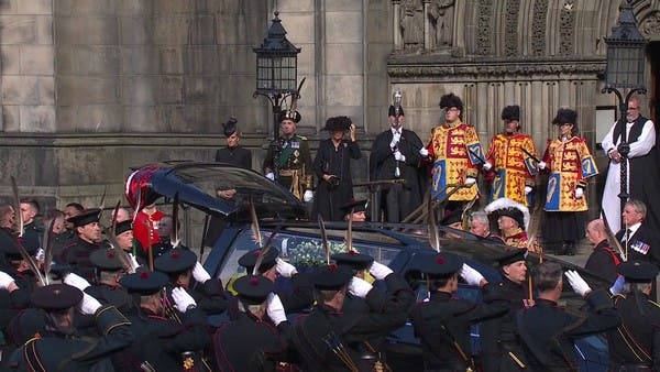 شاهد.. مراسم تأبين الملكة إليزابيث في إدنبرة