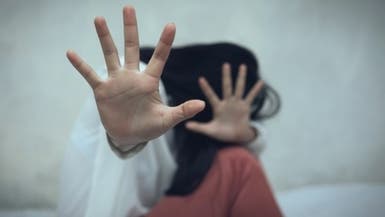 جريمة تهز اليمن.. اغتصاب 3 فتيات لأشهر بتواطؤ زوجة الأب