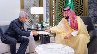 Saudi Arabia's Crown Prince Mohammed bin Salman receives a letter from Indian Prime Minister Narendra Modi, delivered by Indian Foreign Minister Dr S. Jaishankar. (SPA)