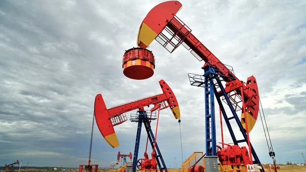 هل تمدد السعودية تخفيضات إنتاج النفط الطوعية بعد أغسطس؟