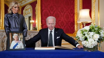 Biden pays respects to Queen Elizabeth before funeral