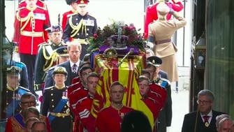 پیکر ملکه بریتانیا در مراسم باشکوهی به خاک سپرده شد