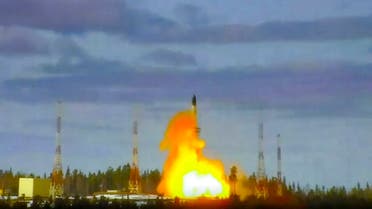 روسيا تختبر صاروخا باليستيا عابرا للقارات من طراز (أ ب)
